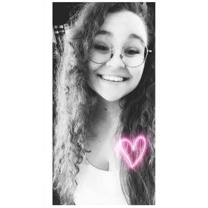 Meet your Posher, Sierra